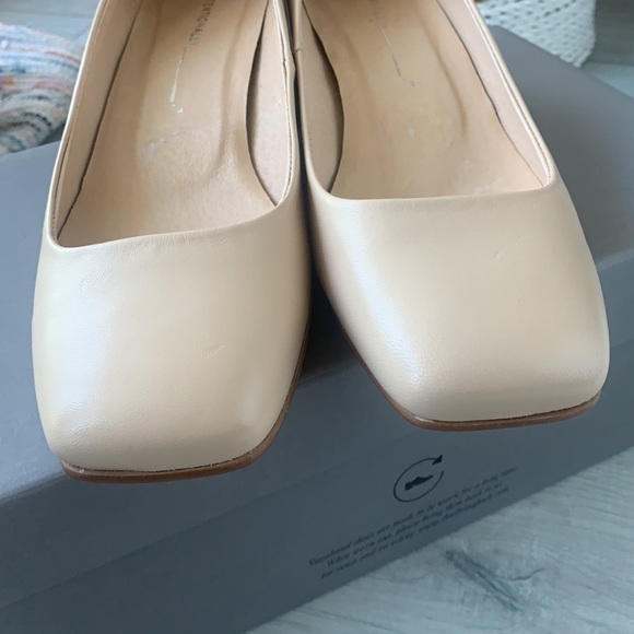 Intentionally Blank Tristi Cloud Pumps (no box) - Picture 8 of 12